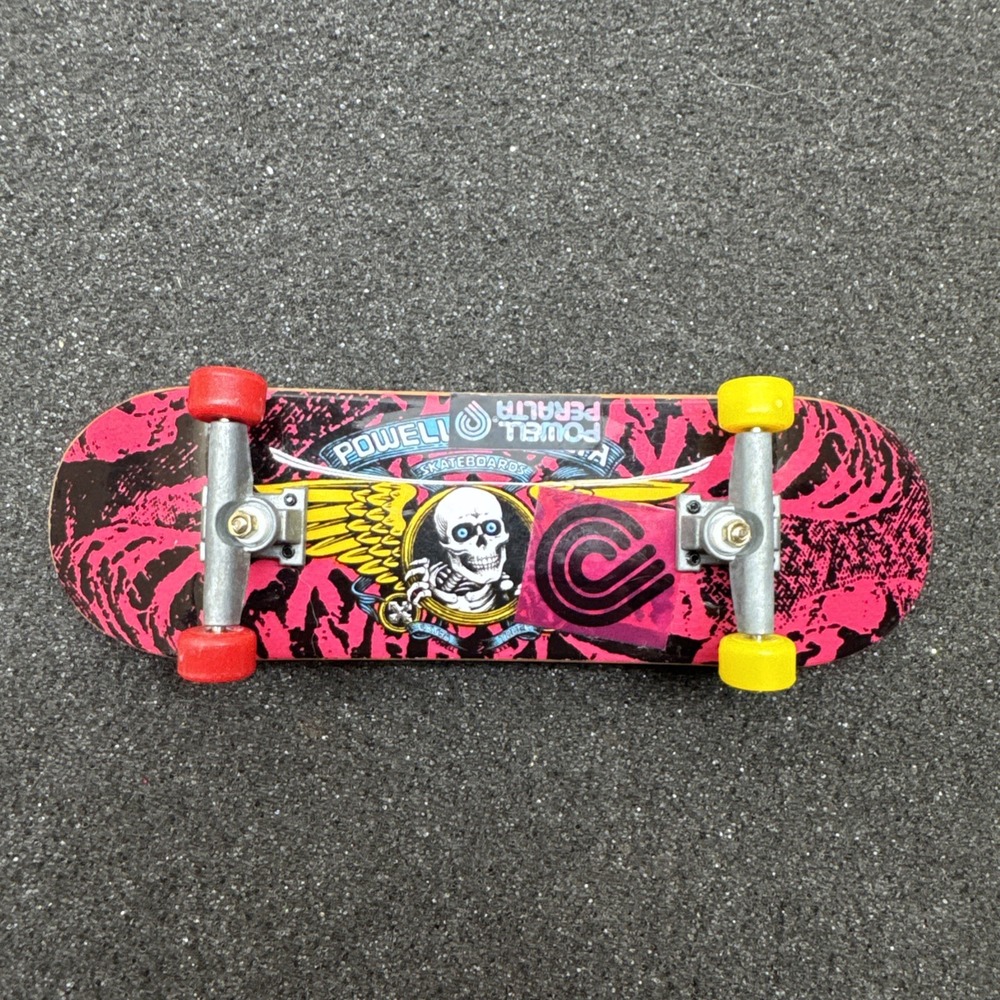 Tech Deck Powell Peralta Bones Brigade Winged Ripper Skateboard Fingerboard